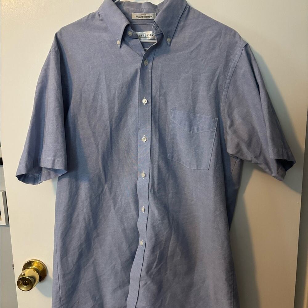 Van Heusen Light Blue Casual Button-Down Shirt Size Large 16 Half Sleeve